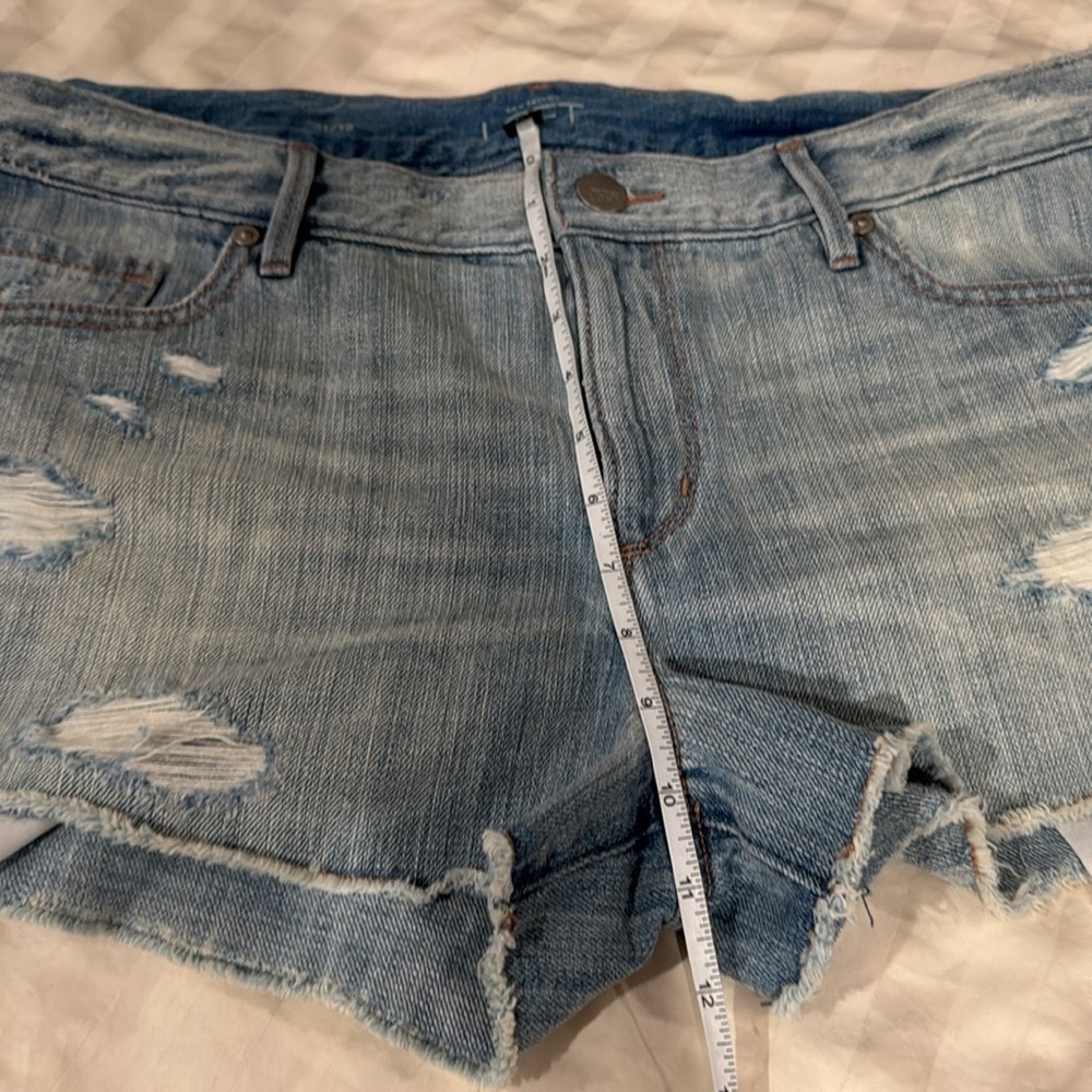 Loft Cut Off Jean Shorts - Picture 5 of 6